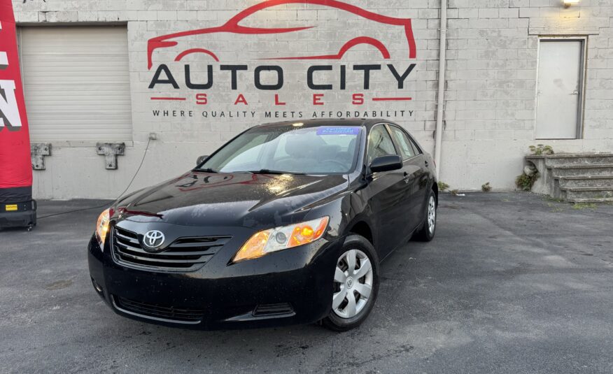 2007 Toyota camry LE Sedan 4D