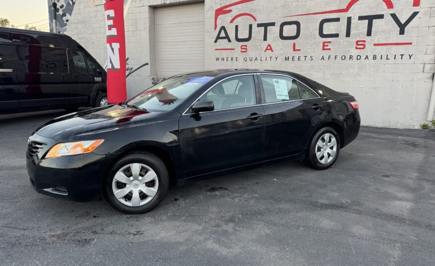 2007 Toyota camry LE Sedan 4D