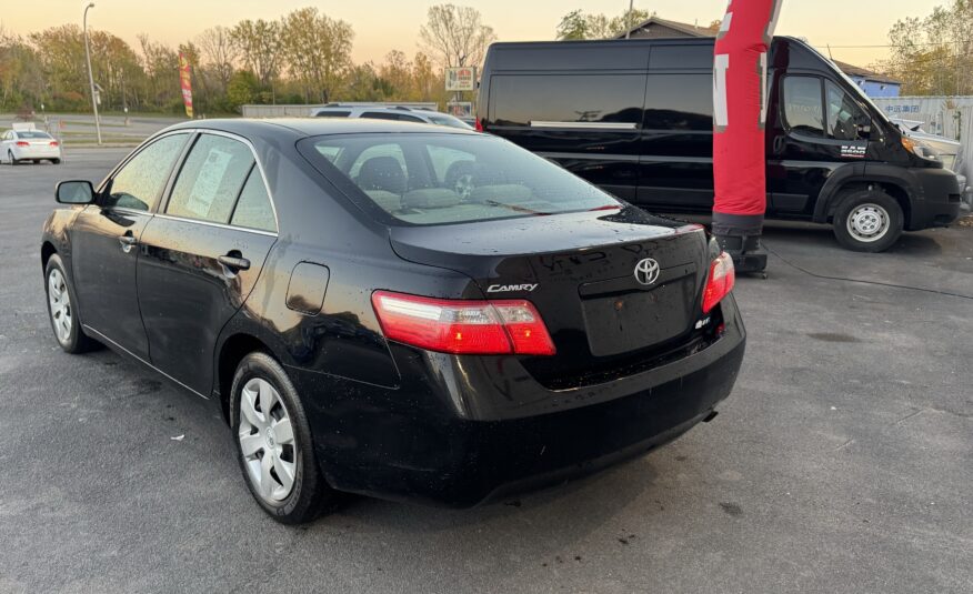 2007 Toyota camry LE Sedan 4D