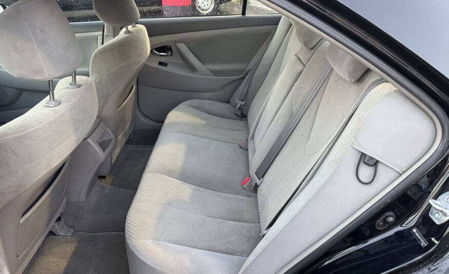 2007 Toyota camry LE Sedan 4D