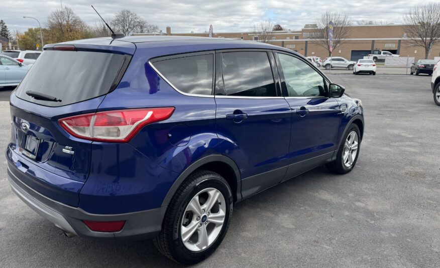 2016 Ford Escape SE photo 6