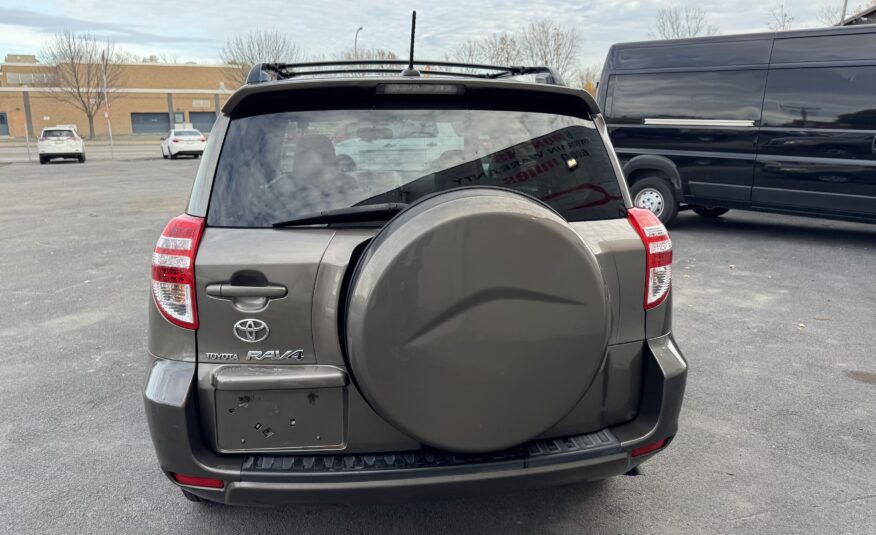 2010 Toyota RAV4 Base photo 5