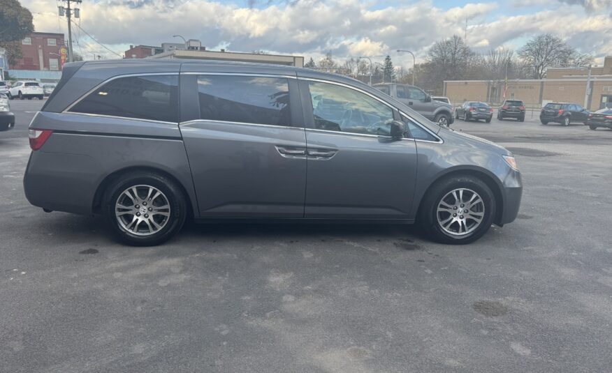 2012 Honda odyssey