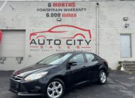 2014 Ford focus SE Sedan 4D