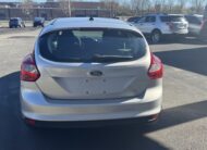 2014 Ford focus SE Hatchback 4D