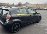 2016 Toyota prius c Persona Series Hatchback 4D