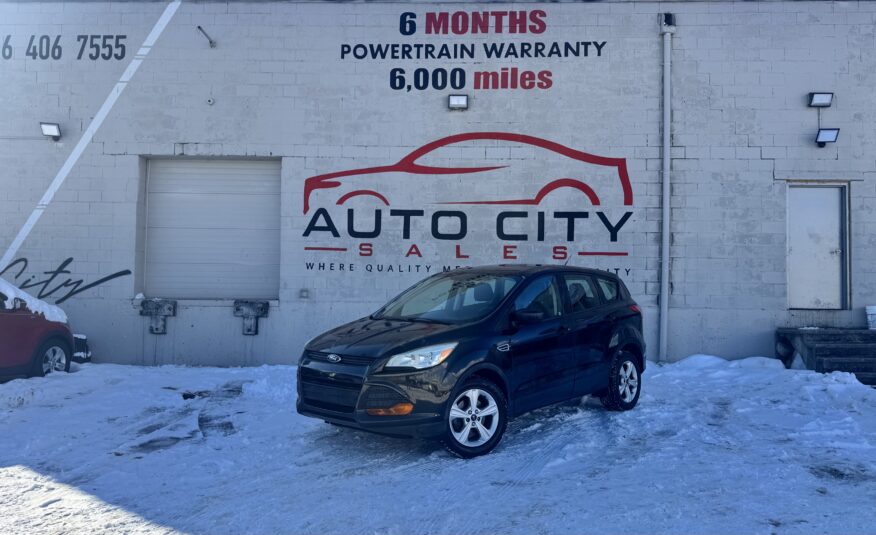 2014 Ford escape S Sport