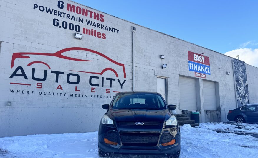 2014 Ford escape S Sport